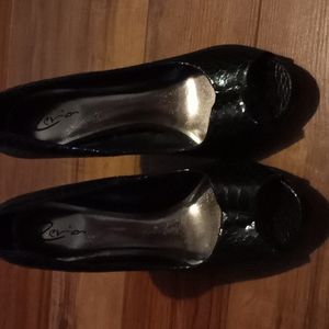 Zeria peep toe,high heel shoes.